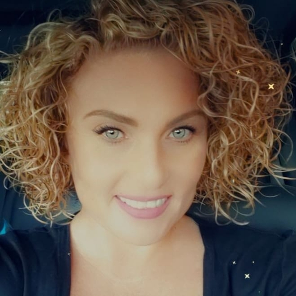 Meet your Posher, Justina